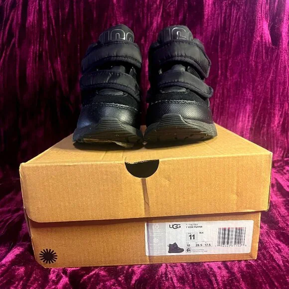 NWB UGG T Yose Puffer Boot Size: 11 - Picture 3 of 6